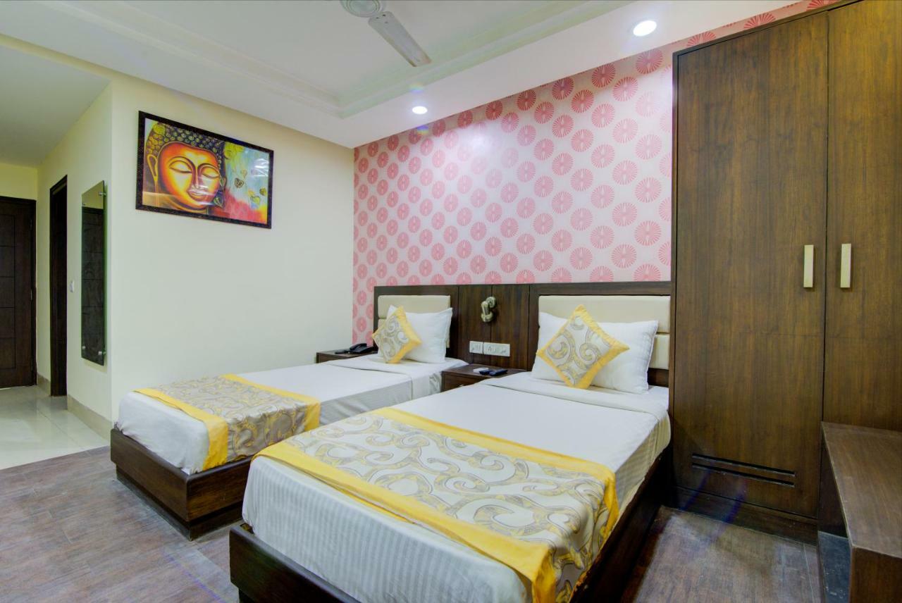 Airport Hotel Daya Capitol Neu-Delhi Exterior foto
