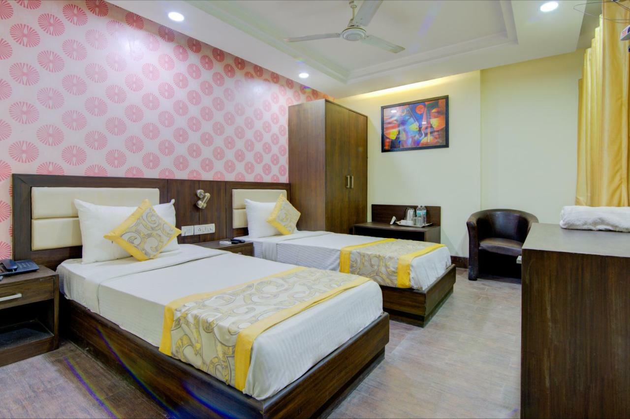 Airport Hotel Daya Capitol Neu-Delhi Exterior foto
