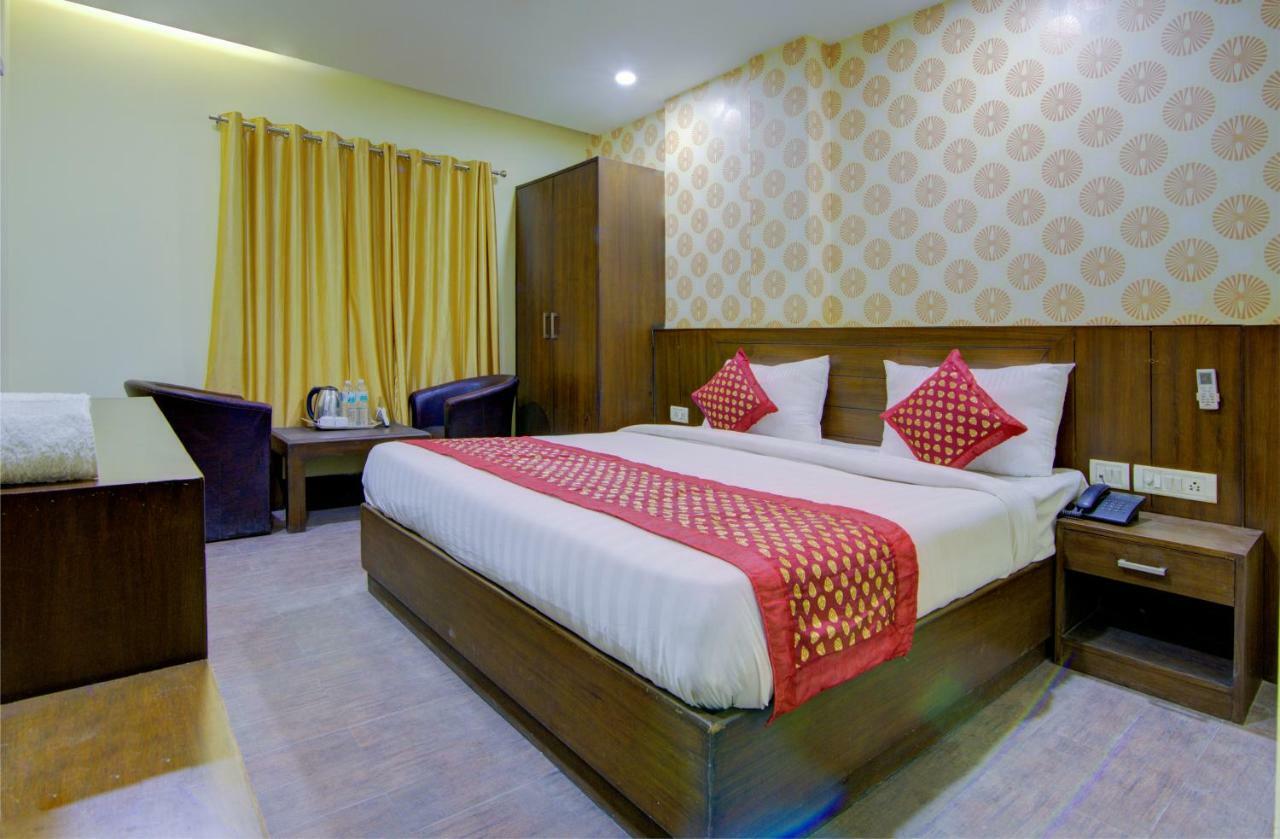 Airport Hotel Daya Capitol Neu-Delhi Exterior foto